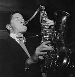 �A�����E�C�[�K�[