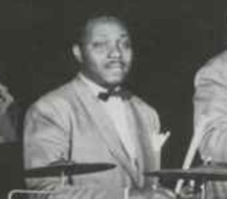 �A�[�g�E�g���s�G