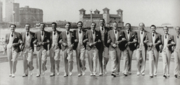 �O�����E�O���C�ƃJ�T�E���}�E�I�[�P�X�g��