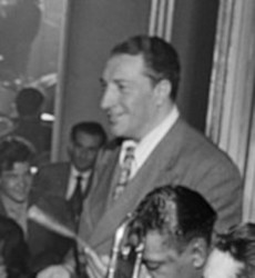 �_�j�[�E�A�����B��