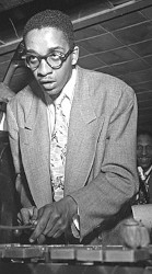 �~���g�E�W���N�\��