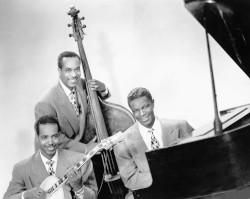 �i�b�g�E�L���O�E�R�[���E�g���I